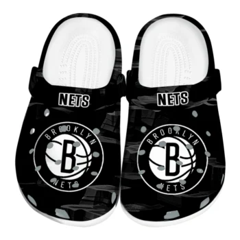 Brooklyn Nets Clogs - Canyon Layers Black